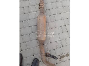 Srednji lonac auspuha za Volkswagen Passat B6 od 2005. do 2010. god.