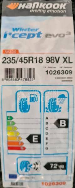 Hankook 235/45 R18 Zimska