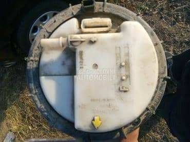 benzinska pumpa za Peugeot 206