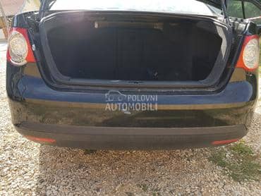 branik za Volkswagen Jetta