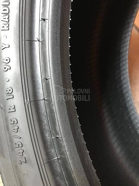 Continental 245/45 R18 Letnja