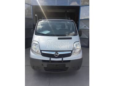 Opel vivaro 2008.delovi