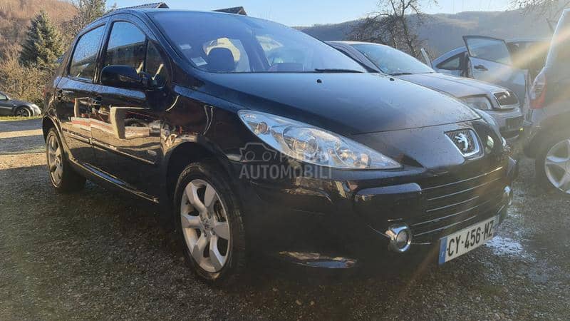 Peugeot 307 1.6HDi NavteqOnBoard