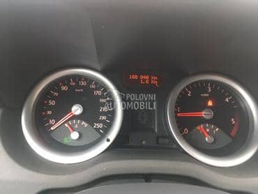 sat za Renault Megane od 2002. do 2007. god.