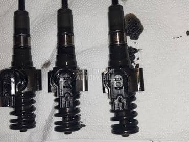 Dizna CONTINENTAL za Volkswagen Golf 4, Golf 5, Passat B5 ... od 2004. do 2007. god.