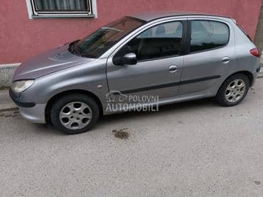Peugeot 206 -  kompletan auto u delovima