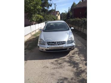 hauba C5 za Citroen C5 od 2001. do 2004. god.