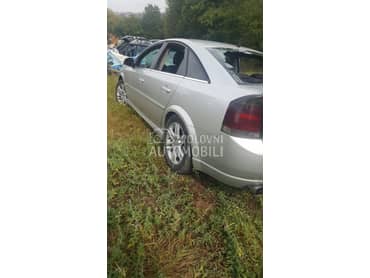 stranica krilo zadnje za Opel Vectra C od 2002. do 2006. god.