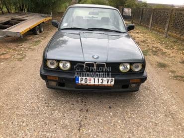 BMW 318 1989. god. - kompletan auto u delovima