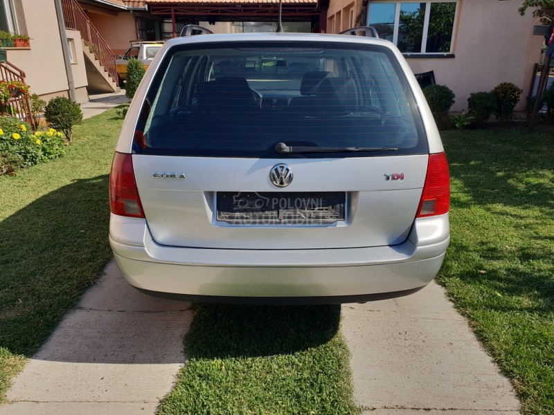 Delovi za Volkswagen Bora