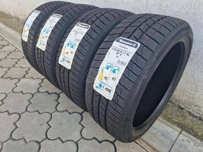 Barum 215/40 R17 Zimska