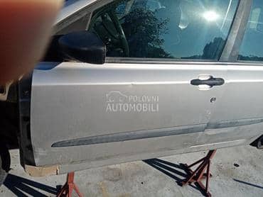 Prednja leva vrata siva 647 za Fiat Stilo od 2001. do 2004. god.
