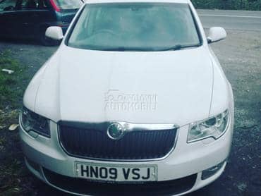 FAROVI STAKLA ITD za Škoda Superb od 2008. do 2012. god.