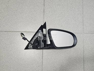 Desni Retrovizor za Mercedes Benz C 160, C 180, C 200 ... od 2014. do 2021. god.