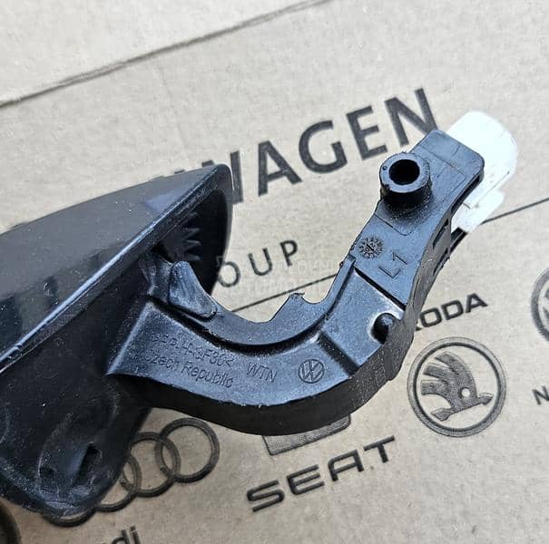 Kvaka Prednjih Levih Vrata