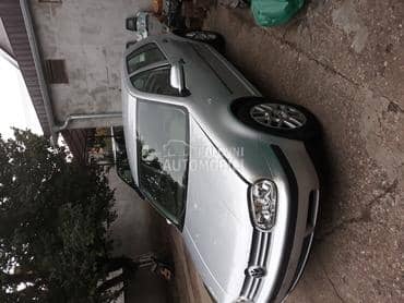 Volkswagen Golf 4 -  kompletan auto u delovima