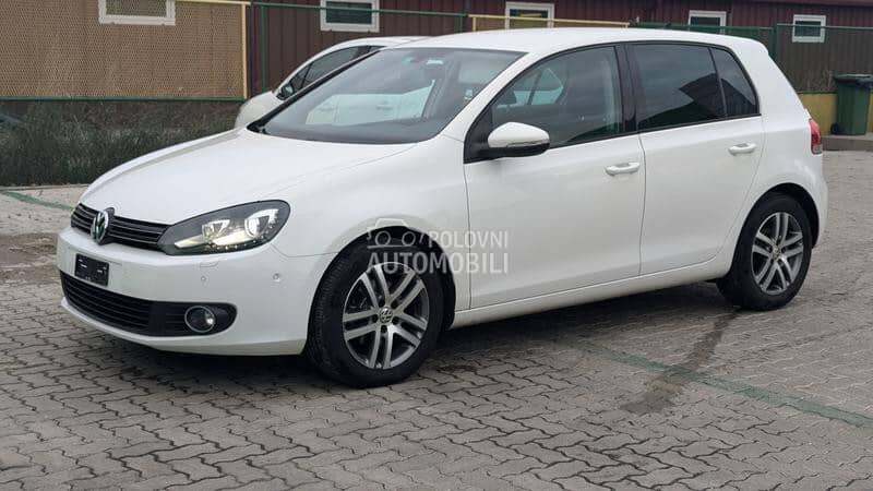 Volkswagen Golf 6 -  kompletan auto u delovima