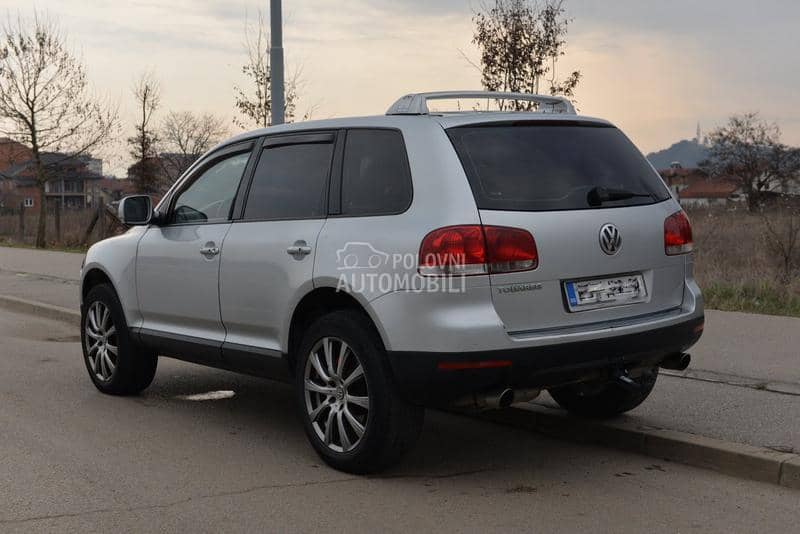 Volkswagen Touareg -  kompletan auto u delovima