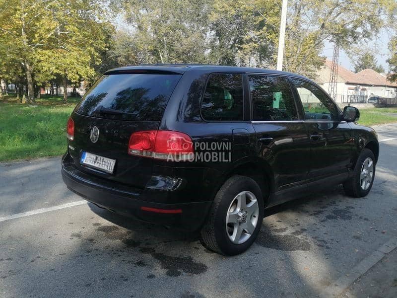 Volkswagen Touareg -  kompletan auto u delovima