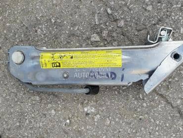 Km sat za Audi A4 od 2005. do 2007. god.