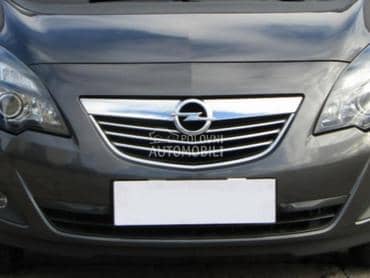 Maska za Opel Meriva od 2010. do 2013. god.