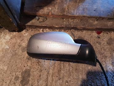 Desni retrovizor za Peugeot 307