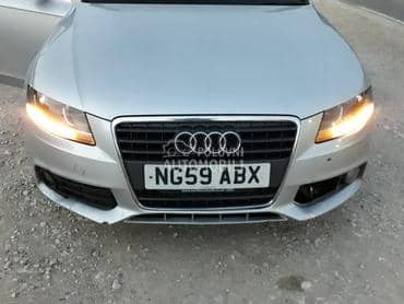 Audi A4 - kompletan auto u delovima