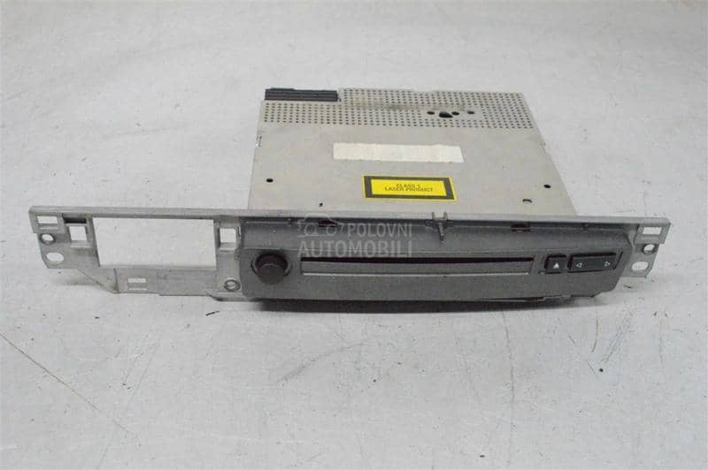 Radio CD ZA VISE MODELA