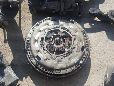 zamajac za Volkswagen Golf 5, Jetta, Passat B6 od 2004. do 2010. god.