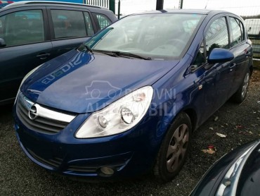 Opel Corsa D -  kompletan auto u delovima