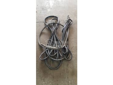 gumeni kederi vrata za Toyota Previa od 1990. do 1999. god.