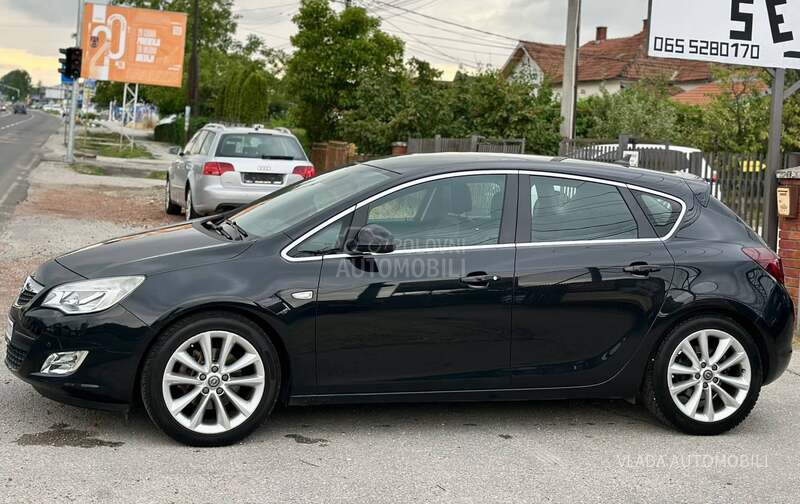 Opel Astra J 1.7CDTI NOVA COSMO