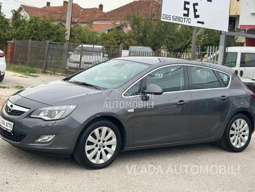 Opel Astra J 1.7 CDTI NOVA COSMO