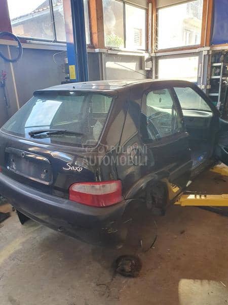 Citroen Saxo -  kompletan auto u delovima