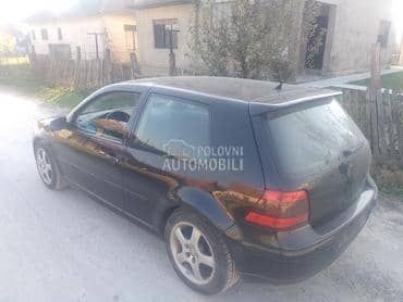 kompletan auto u delovima za Volkswagen Golf 4 od 1998. do 2004. god.