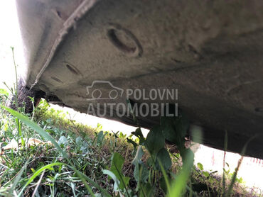 Jetta 1.6 delovi za Volkswagen Jetta