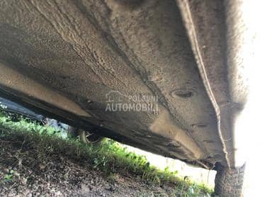 Jetta 1.6 pragovi za Volkswagen Jetta