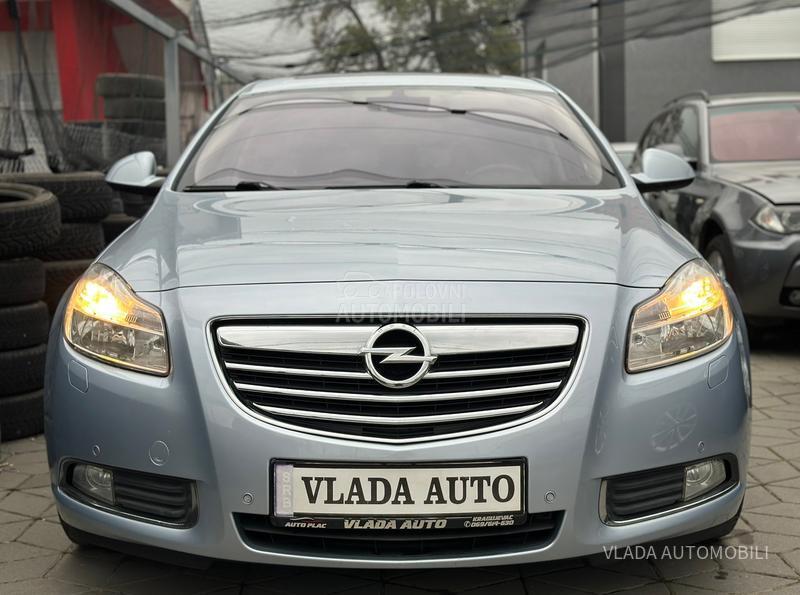 Opel Insignia 2.0CDTI NOVA