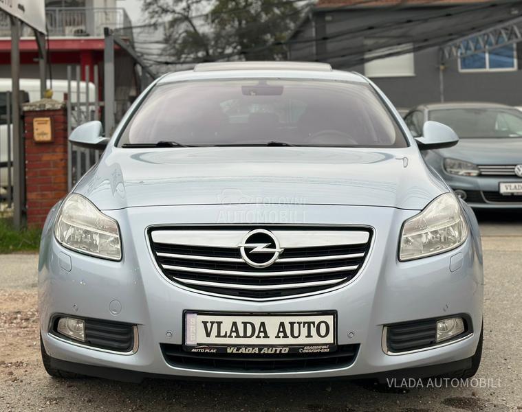 Opel Insignia 2.0CDTI NOVA