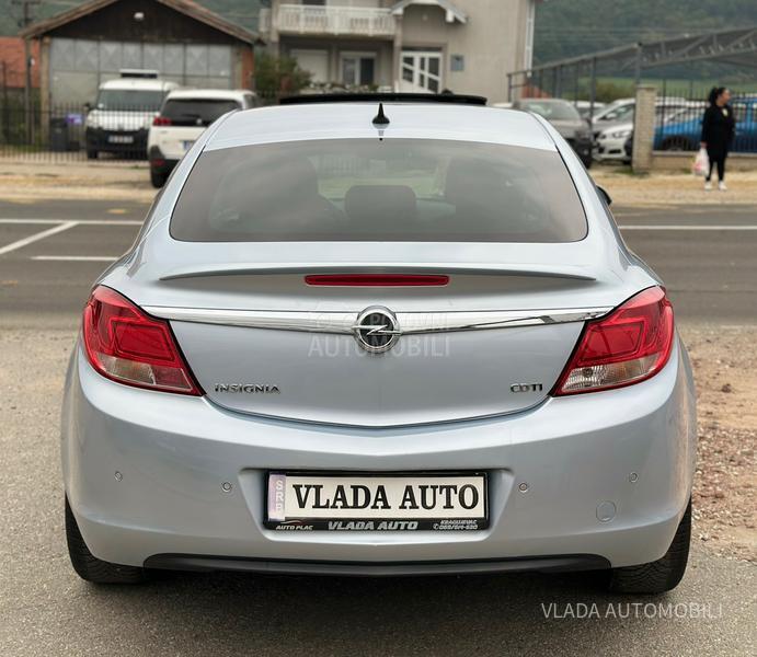 Opel Insignia 2.0CDTI NOVA