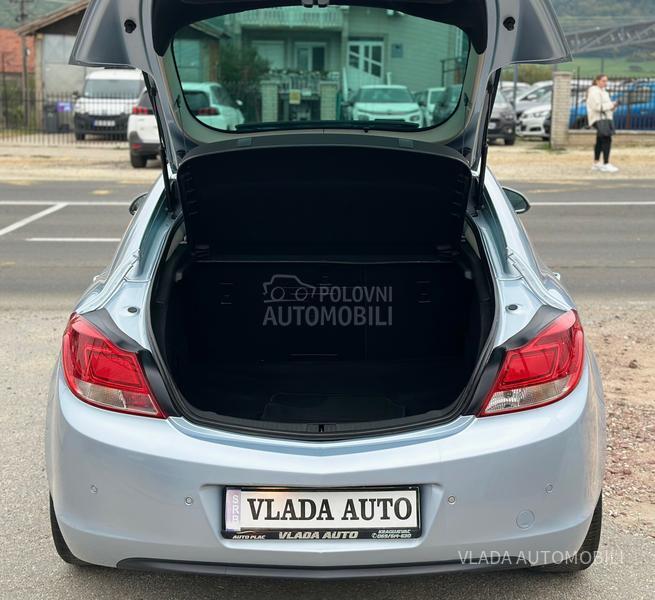 Opel Insignia 2.0CDTI NOVA