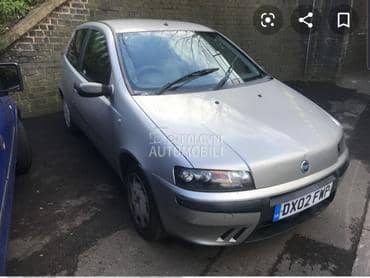 Fiat Punto -  kompletan auto u delovima