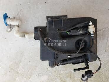 BOCA VODE ZA BRISAČE za Volkswagen Golf 6 od 2008. do 2013. god.