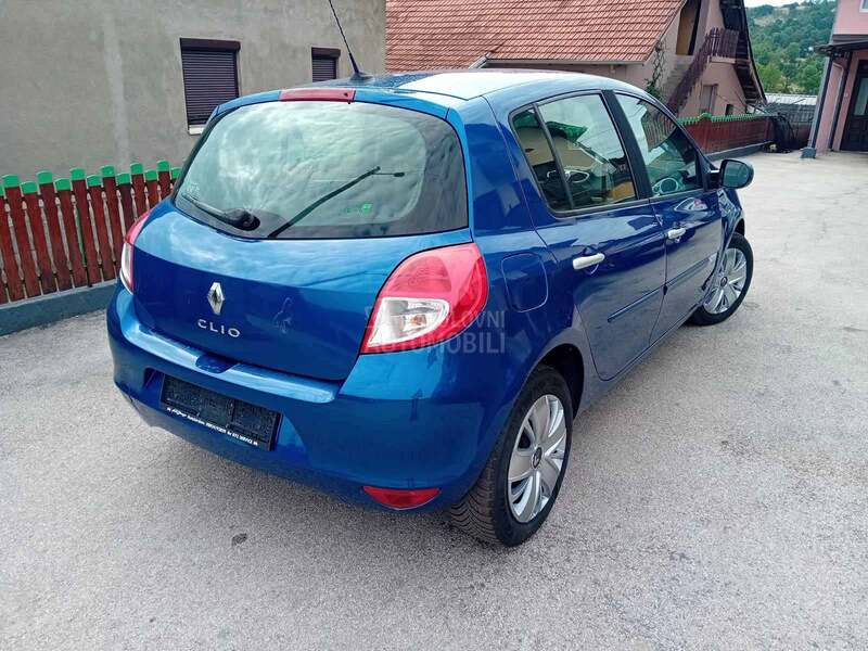 Renault Clio 