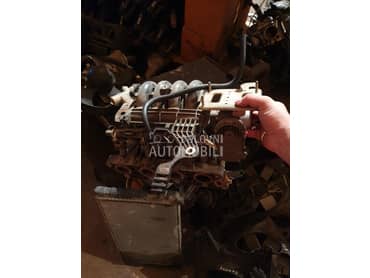1.2 16v usisna grana za Fiat Punto