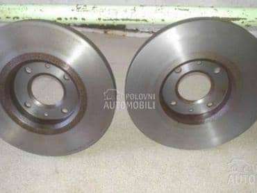 Prednji diskovi ..top stanje za Peugeot 407
