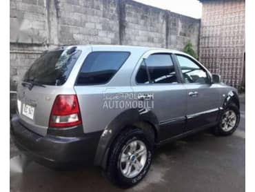 gepek vrata za Kia Sorento od 2002. do 2006. god.
