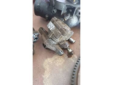 Servo pumpa za Toyota Land Cruiser