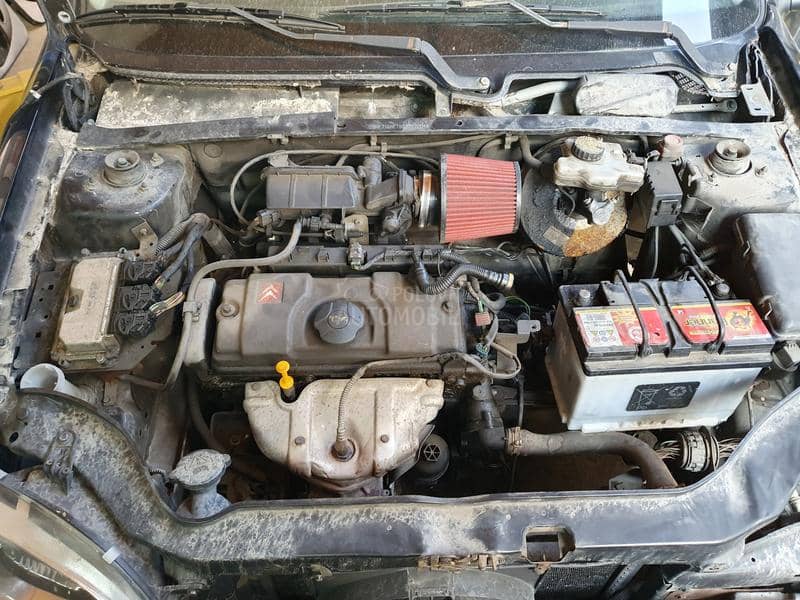 Citroen Saxo -  kompletan auto u delovima