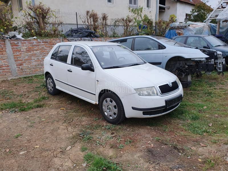 Škoda Fabia -  kompletan auto u delovima